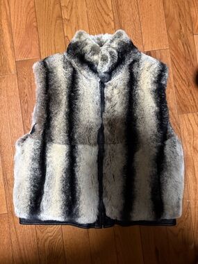Genuine Chinchilla Fur Zip-Front Vest in Gray and Black Stripes